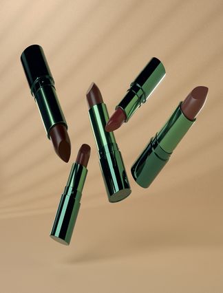 Lip makeup